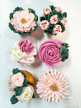 Load image into Gallery viewer, Floral Cupcake Workshop (Mother's Day & Spring workshop)