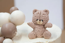 Load image into Gallery viewer, Teddy Bear & Balloons Cake
