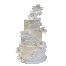 Load image into Gallery viewer, Fondant Frills Wedding Cake