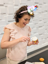 Load image into Gallery viewer, Private Group Cupcake Decorating
