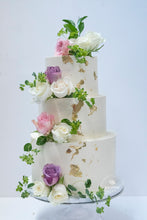 Load image into Gallery viewer, Classic Floral Wedding Cake

