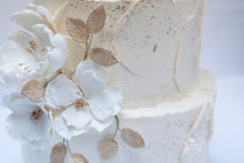 Load image into Gallery viewer, Rustic Smears Wedding Cake
